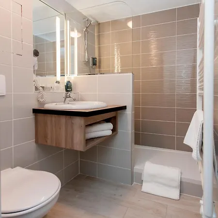 Brit Sud Le Calendal Otel Avinyon