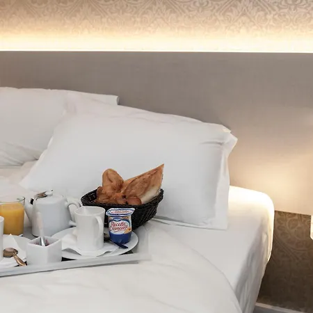 Brit Sud Le Calendal Otel 3*